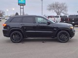 Used 2019 Jeep Grand Cherokee Altitude image 4