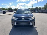 Used 2018 Toyota Highlander LE image 3