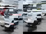 Used 2022 Jeep Grand Cherokee L Laredo image 6