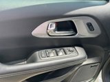 Used 2019 Chrysler Pacifica Limited w/ Advanced Safetytec Group image 2