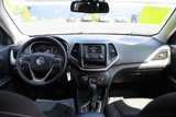 Used 2015 Jeep Cherokee Sport image 4