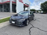 Used 2020 Toyota Avalon Limited image 3