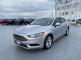 Used 2018 Ford Fusion SE w/ Fusion SE Technology Package image 4