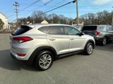 Used 2018 Hyundai Tucson SE image 4