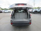 Used 2016 Toyota Highlander XLE image 5