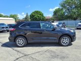 Used 2023 Ford Edge SEL image 3