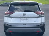 Used 2023 Nissan Rogue SV image 4