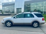 Used 2005 Ford Freestyle SEL image 2