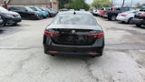 Used 2017 Alfa Romeo Giulia image 4