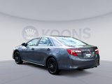 Used 2014 Toyota Camry LE image 4