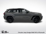 Used 2022 Jeep Grand Cherokee Laredo X image 2