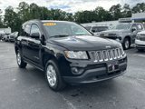 Used 2017 Jeep Compass Latitude image 2