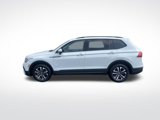 Used 2022 Volkswagen Tiguan S image 2