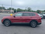 Used 2021 Volkswagen Tiguan SE image 6