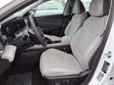 New 2025 Hyundai Elantra Limited image 4