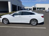 Used 2023 Chevrolet Malibu LT image 2