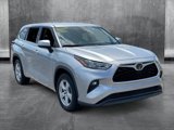 Used 2020 Toyota Highlander LE image 3