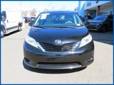 Used 2014 Toyota Sienna LE image 3