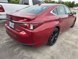 Used 2022 Lexus ES 300h F Sport image 4