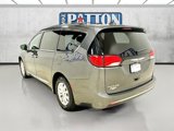 Used 2019 Chrysler Pacifica Touring-L image 5
