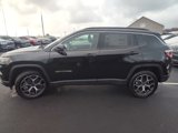New 2025 Jeep Compass Limited image 3