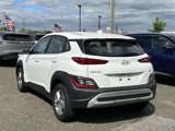 Used 2022 Hyundai Kona SE image 5