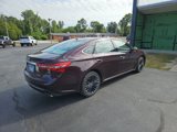 Used 2016 Toyota Avalon Touring image 3