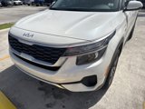 Certified 2023 Kia Seltos LX image 3