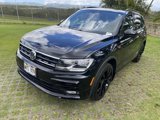 Used 2020 Volkswagen Tiguan SE R-Line image 3
