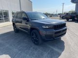 Used 2023 Jeep Grand Cherokee L Laredo image 3