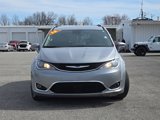 Used 2018 Chrysler Pacifica Touring-L w/ Advanced Safetytec Group image 2