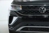 Certified 2022 Volkswagen Taos SE image 6