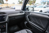 Used 2022 Volkswagen Tiguan SE R-Line image 5