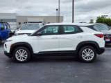 Used 2021 Chevrolet TrailBlazer LS image 2
