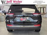 New 2025 Jeep Grand Cherokee Laredo image 4