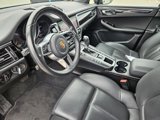Certified 2021 Porsche Macan image 4