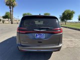Used 2023 Chrysler Pacifica Touring-L image 6