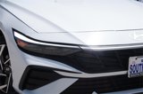 New 2025 Hyundai Elantra SEL image 3