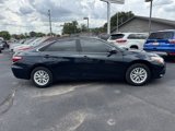Used 2016 Toyota Camry LE image 2
