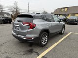 Certified 2024 GMC Terrain SLT image 3