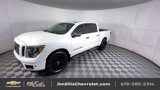 Used 2019 Nissan Titan SV w/ SV Convenience Package image 4
