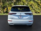 New 2025 Mitsubishi Outlander SE image 4