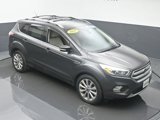 Used 2017 Ford Escape Titanium image 2