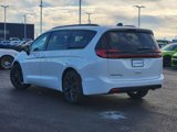 New 2024 Chrysler Pacifica Touring-L w/ Uconnect Theater Family Group image 6