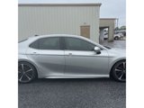 Used 2020 Toyota Camry XSE image 3