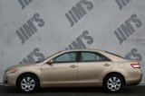 Used 2010 Toyota Camry LE image 4