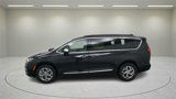 Used 2023 Chrysler Pacifica Limited image 4