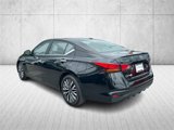Used 2024 Nissan Altima 2.5 SV image 5