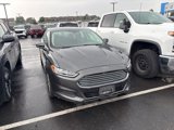 Used 2015 Ford Fusion SE image 2