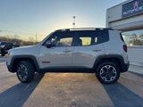 Used 2016 Jeep Renegade Trailhawk image 4